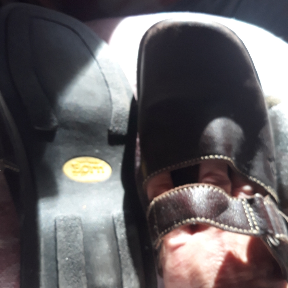 Born Clogs - image 2